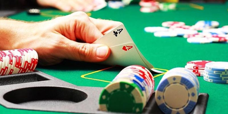 Xếp hạng các tay bài trong luật chơi poker