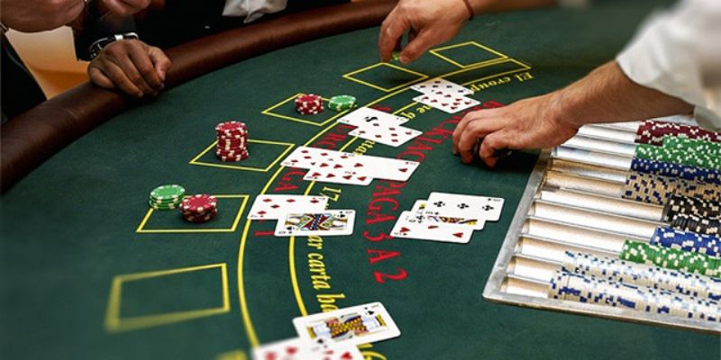 Những luật chơi poker mà mọi người cần nắm